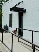 Boho Bliss Downtown Apartment in Historic Pilot Mountain - B&B Pilot Mountain