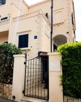 Apartments Sea Pearls - Ferienwohnung Supetar