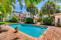 Villa Blanca - Saltwater Serenity in a Classic Mediterranean Revival Villa - B&B West Palm Beach