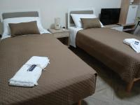 Zweibettzimmer mit eigenem Bad