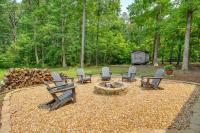 13 Mi to Guntersville Lake: Henagar Gem w/ Hot Tub - Ferienwohnung Pisgah