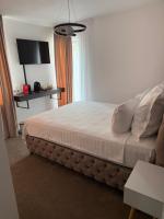 Dreibettzimmer mit eigenem Bad