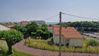 Royan - APPARTEMENT VUE MER - proximité plage et parking privatif - Bed and Breakfast Royan