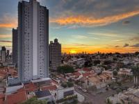 Refúgio Manhattan Flat - Silencio, espaço e ao lado do shopping - Chambres d’hôtes Campo Grande
