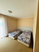 Two-Bedroom Apartment (2 extra beds in living room)