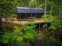 Tiny Feather - Hot Tub Spa - B&B