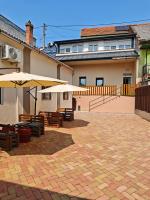 DaMa2 Apartments - B&B Eger