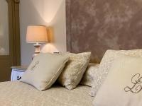 Suite mit Kingsize-Bett mit Whirlpool