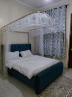 SharkEmpire - B&B Nairobi