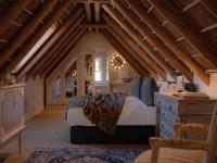 Standard Loft
