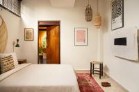 One-Bedroom Apartment with Terrace