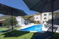Amazing villa with breathtaking view & heated pool - Ferienwohnung Kučine