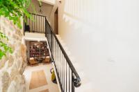 Maison Laurel - Beautiful Stone Estate With Private Pool, Near Split and Omiš - B&B Gata