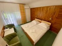 Three-Bedroom Apartment with Balcony
