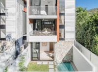 Lakehouse No 4- Luxury Lakefront Getaway Villa Pets Welcome - B&B Cabarita Beach