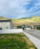 Cozy Apartment Near Hiking Trails & SLC Airport - Chambres d'hôtes Lake Point