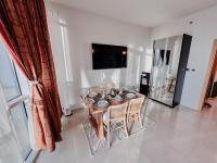 Boho Chic Studio, Pool & Gym - B&B Abu Dhabi Island and Internal Islands City
