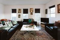 Surf's Up - pet-friendly Fitzroy lifestyle home - B&B