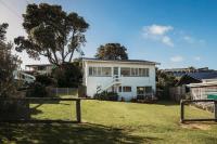 Oakura Circle - authentic Kiwi bach by the beach - Ferienwohnung Oakura