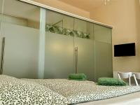 Smaragd, Apartment im Zentrum am Fluss, Balkon - Chambres d'hôtes Bad Ischl