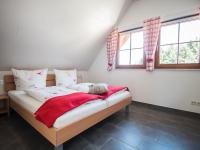 Superior One-Bedroom Apartment
