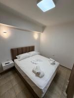 Mei Apartments - B&B Santi Quaranta