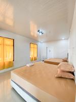 Family Room with Sea View