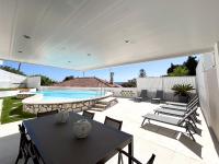 House T3 with Sea View and Private Pool - 5 minutes walk from the beach - B&B Sesimbra