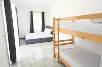 Studio-Apartment mit 2 Schlafzimmern