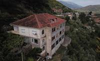 Vila across Tepelena - B&B