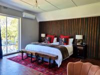 Luxe Suite