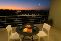 NORDELTA- Departamento con Terraza Privada, Cochera Cubierta, Gym y Piscina - B&B