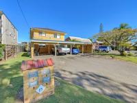 Waterfront Serenity - Steps from Mooloolaba Beach - B&B Mooloolaba