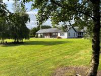 Ballycorrigan Lodge Luxury house for up to 12 guests - B&B Ballina