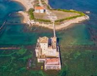CAMI MARE BLU Apartment - Steps from the Sea 50mt & Train and Bus Station - B&B Nettuno