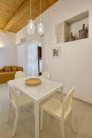 One-Bedroom Apartment with Garden View