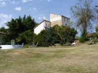 Gite le pigeonnier du figue-haut avec piscine privée à durfort lacapelette - Chambres d'hôtes Durfort