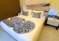 LGZIRA Apartment (First Floor )