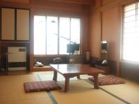 Habitación Doble de estilo japonés con baño compartido y vistas al río