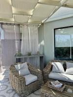 Deluxe Double Room with Balcony and Sea View