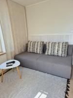Hang apartment - Ferienwohnung Arensburg