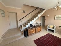 Lautertal Panorama-Suite - Kingsize-Bett & Badewanne & Dusche - Raucherbereich vor überdachten Terrasse - Rosengarten - Parkplätze 15m entfernt- Naturschutzgebiet vor Haustüre - sehr ruhige Gegend - Self-Checkin - 45qm2 - Ferienwohnung Blaustein