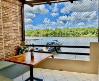 Lar da Preguiça - Vista para o Rio - 3 Quartos - Ar Condicionado - 90m2 - B&B Barreirinhas