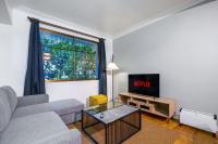 Comodo departamento en El Golf - Ferienwohnung Santiago