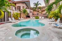 The Cove Door 15 Main Floor Unit - B&B Ocotal