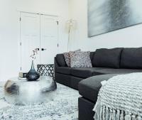 Sapphire Lux Queen Suite - B&B Kamloops