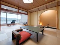 Ocean view Japanese style room