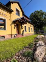 Apartmány U Šťastných - Ferienwohnung Schwarzenthal