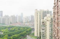 Deluxe Two-Bedroom One-Living-Room Suite, Near The Bund, Nanjing West Road Pedestrian Street & Shanghai Natural History Museum - B&B Shanghai