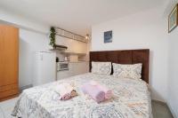 The square - B&B